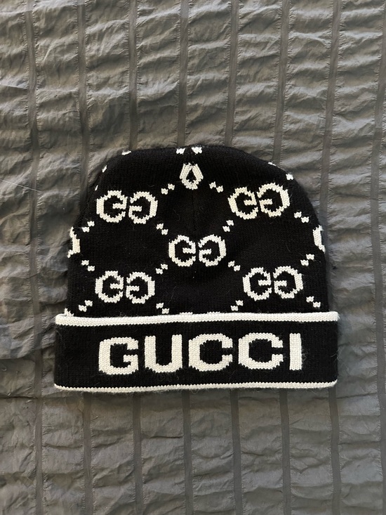 Other - Gucci beanie